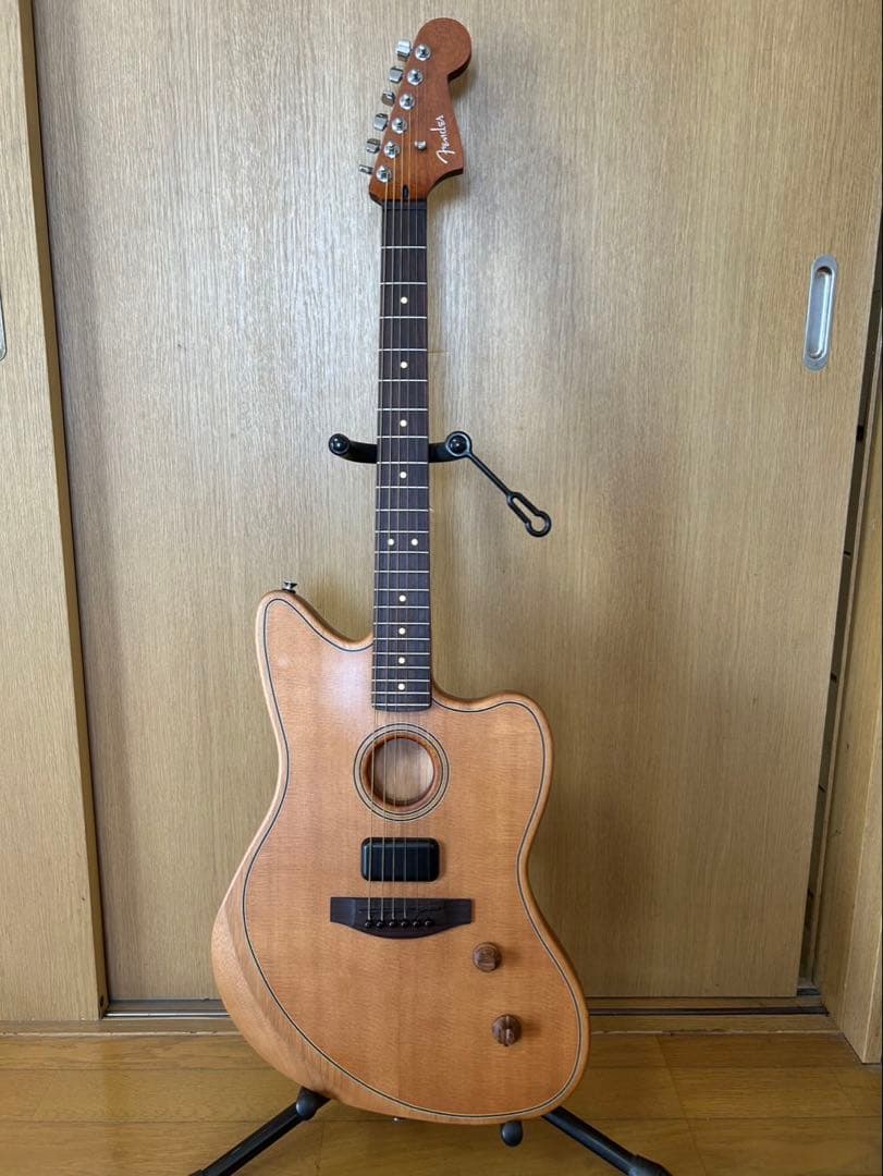 ★ アコースティックギターフェンダーFender Acoustasonic 美品