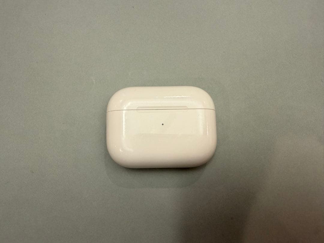 AirPods Pro（第二世代）本体 Lのみ 充電ケース付き