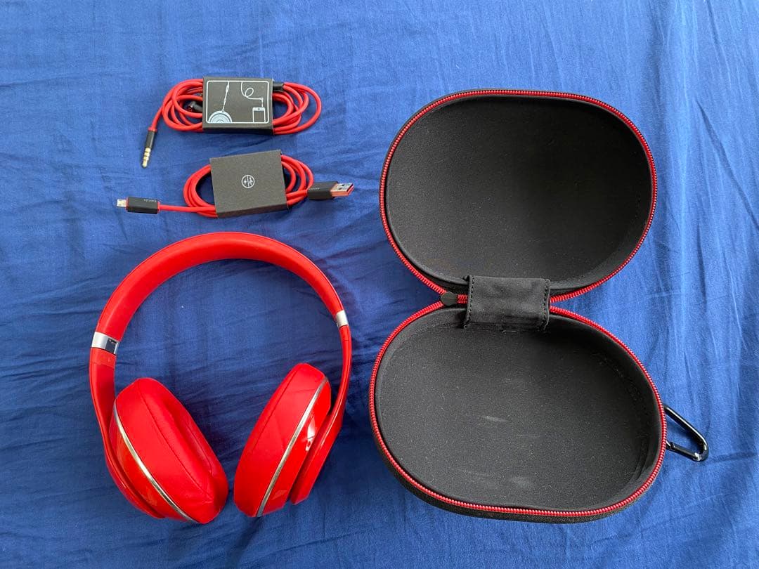 Beats ヘッドホン（ヘッドフォン）　ワイヤレス‼️