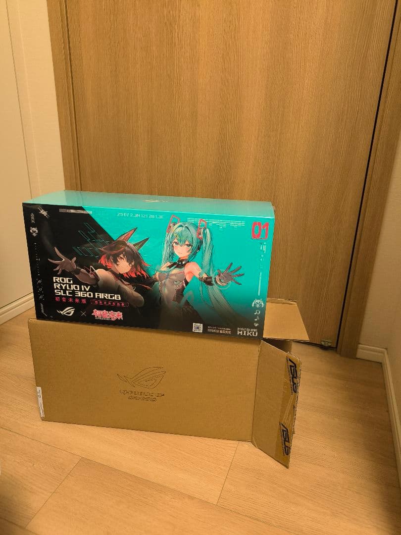 新品　Asus ROG RYUO IV 360 MIKU Edition 大陸版