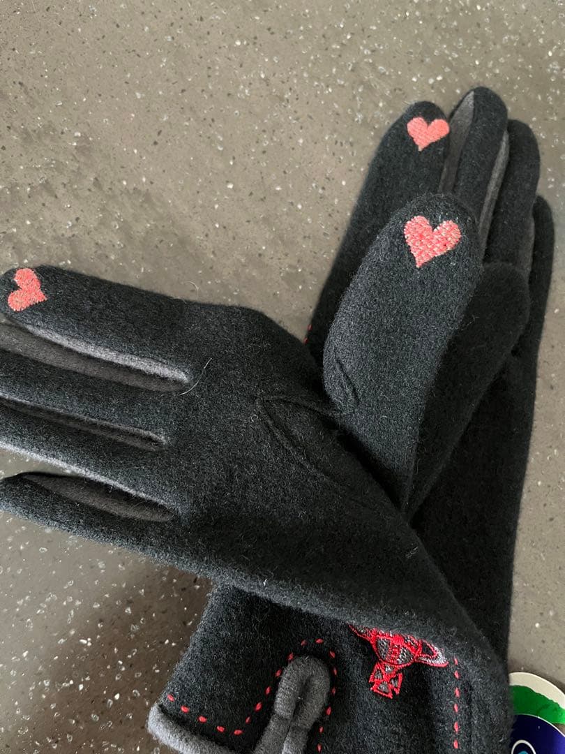 新品　Vivienne Westwood ブラック　手袋 21-22cm