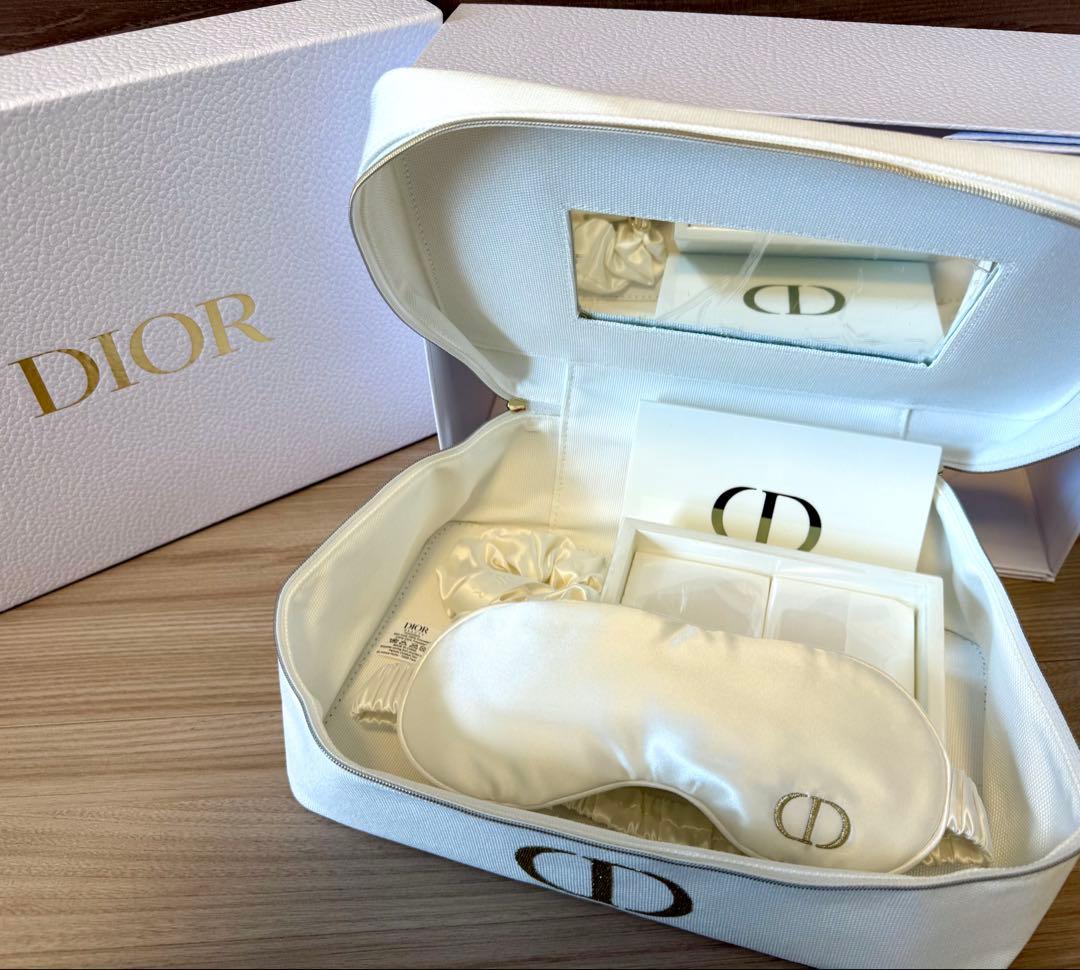 Dior ディオール ノベルティ バニティ アイマスク シュシュ コットンケース