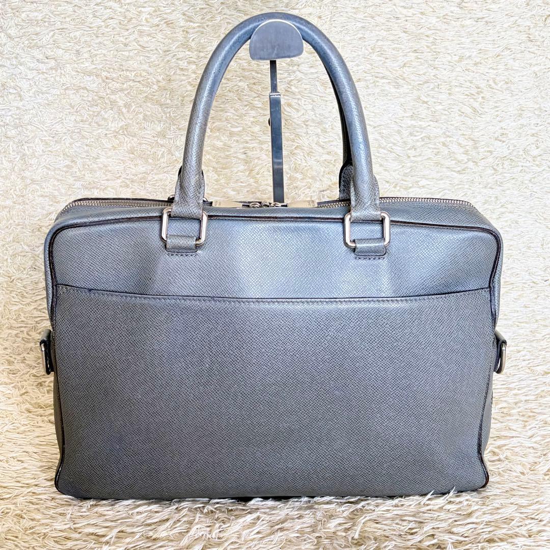 Louis Vuitton タイガ ポルトドキュマンPDB M32711 グレー