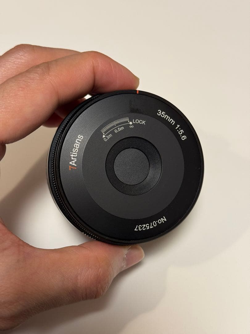 7Artisans 七工匠 35mm f/5.6 パンケーキレンズ　Lマウント