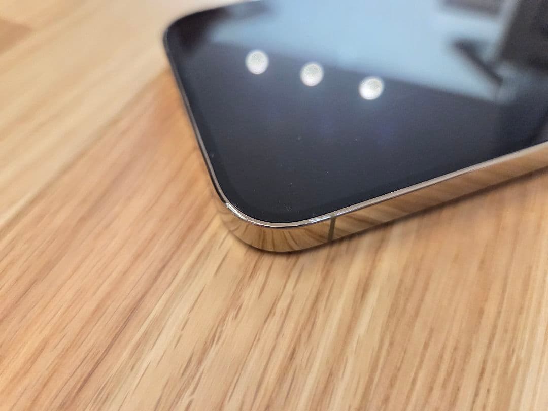 SIMフリー Apple iPhone 14 Pro ゴールド 256GB！