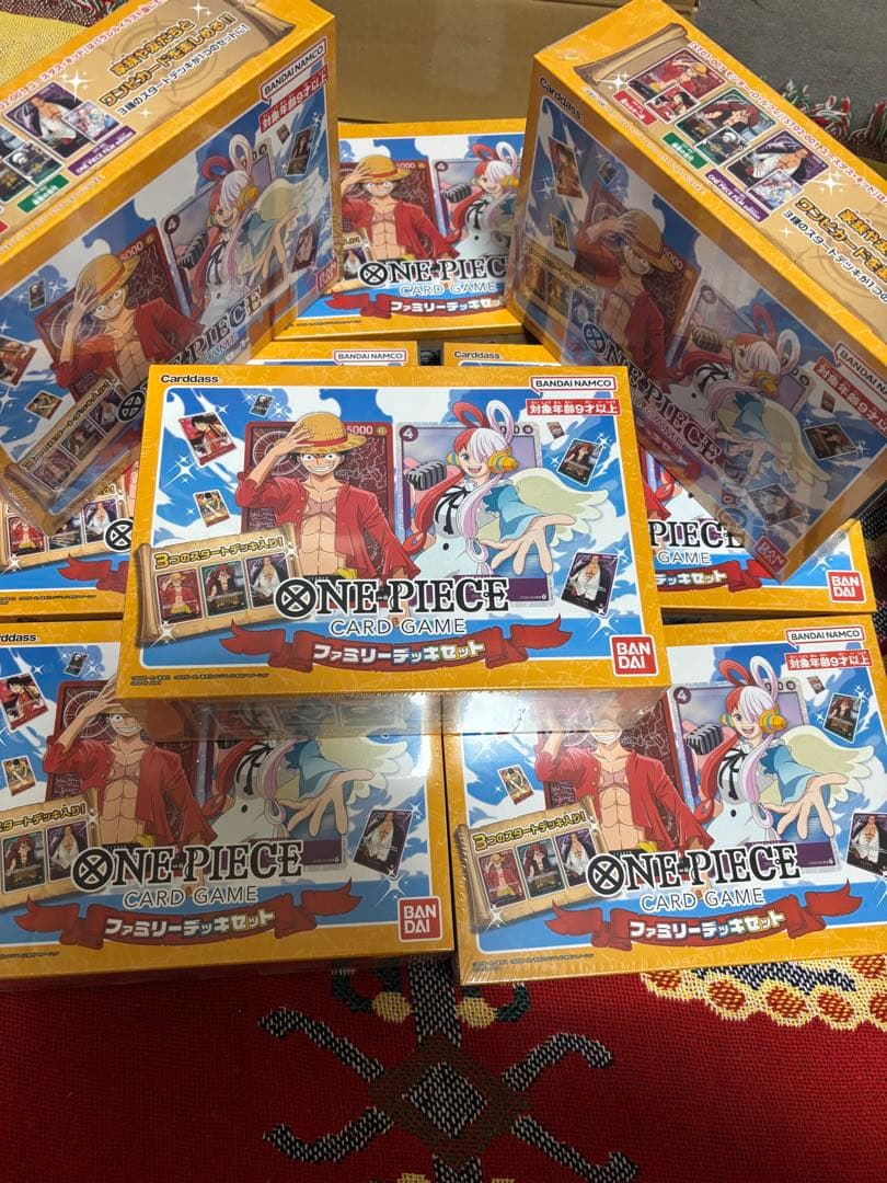 【新品未開封】ワンピースカードゲーム ファミリーデッキ8個セット