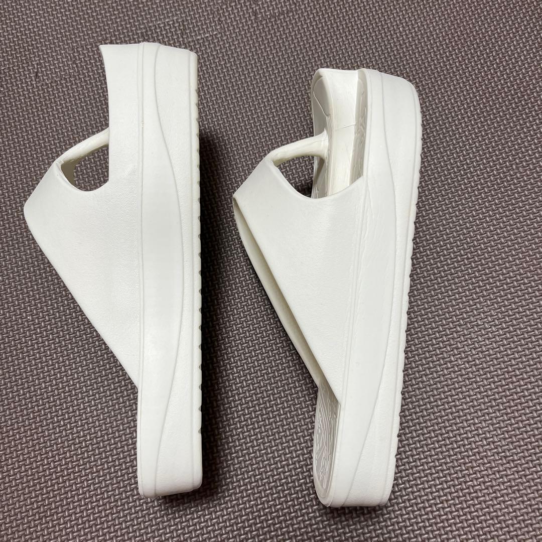 rakubaki ラクバキ　イージーサンダル　白　ホワイト M