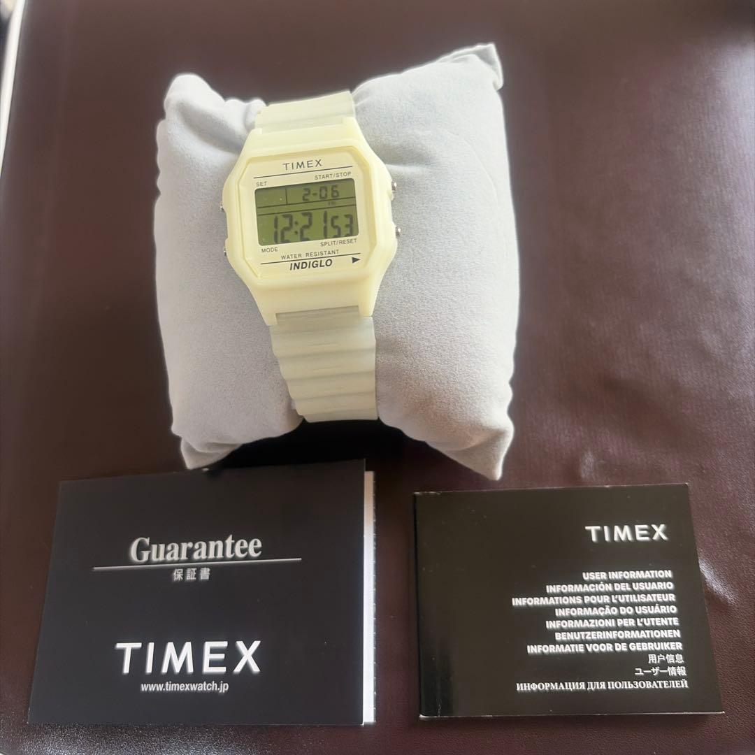 TIMEX 80 グローインザダーク デジタル腕時計