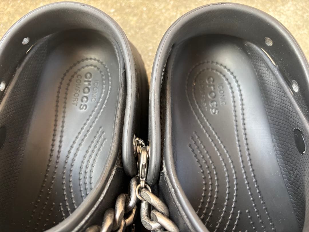 crocs Stomp Embellished Clog / クロックス