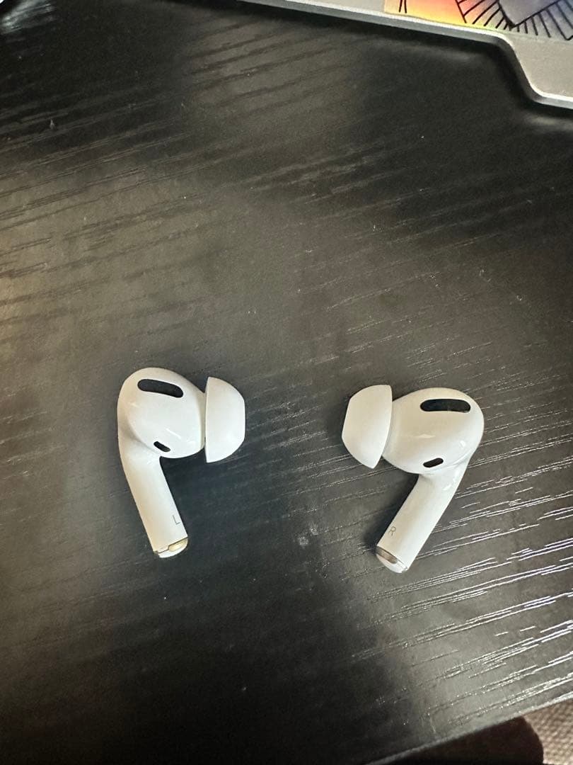 Apple AirPods Pro ワイヤレスイヤホン