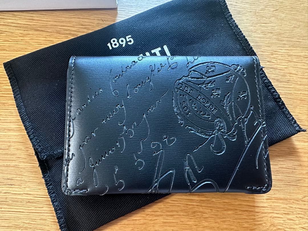 専用 ベルルッティ 新品未使用 日本限定 名刺入れ ボックスカーフレザー