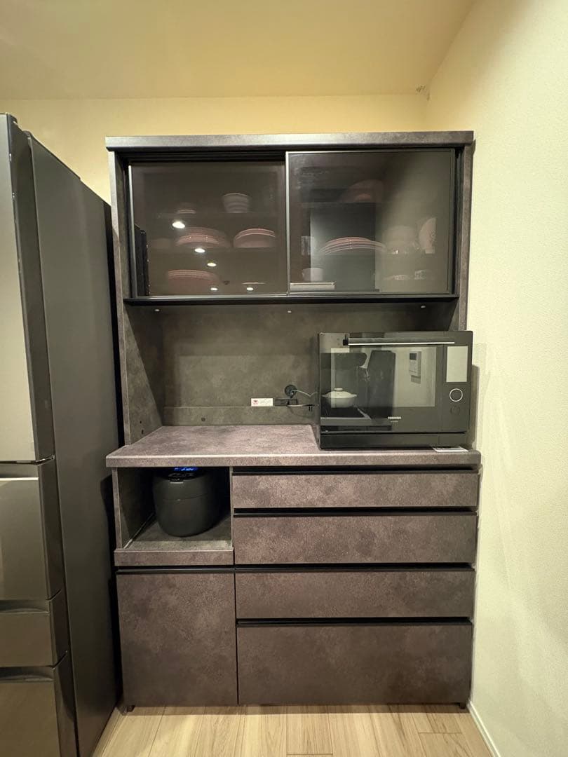 小鳥遊　パモウナEC食器棚 引き戸タイプセラミカネロ