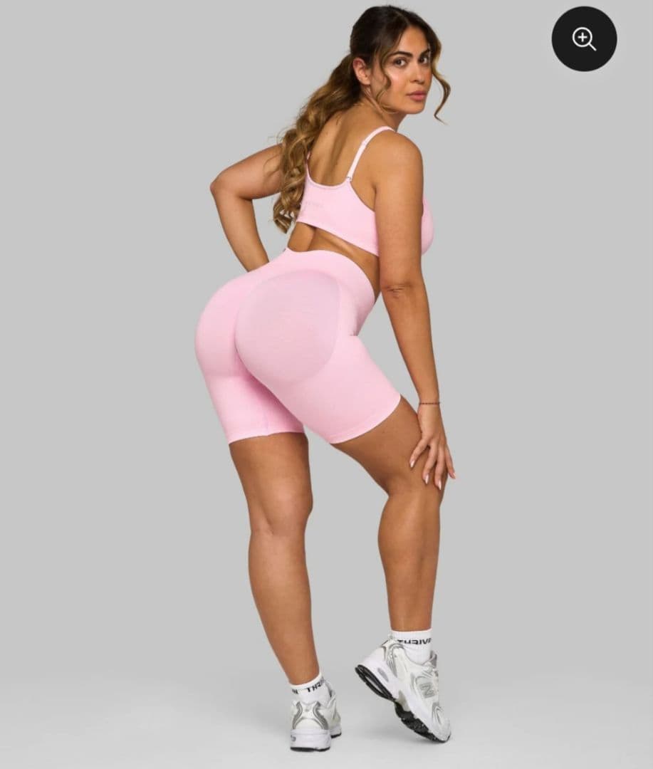 THRIVIN エレベート リブ ミッドウエスト コンターショーツ 二つセット