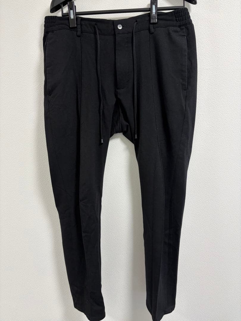 【美品】ジャブスアルキヴィオ 48 マサッチョ ブラック パンツ