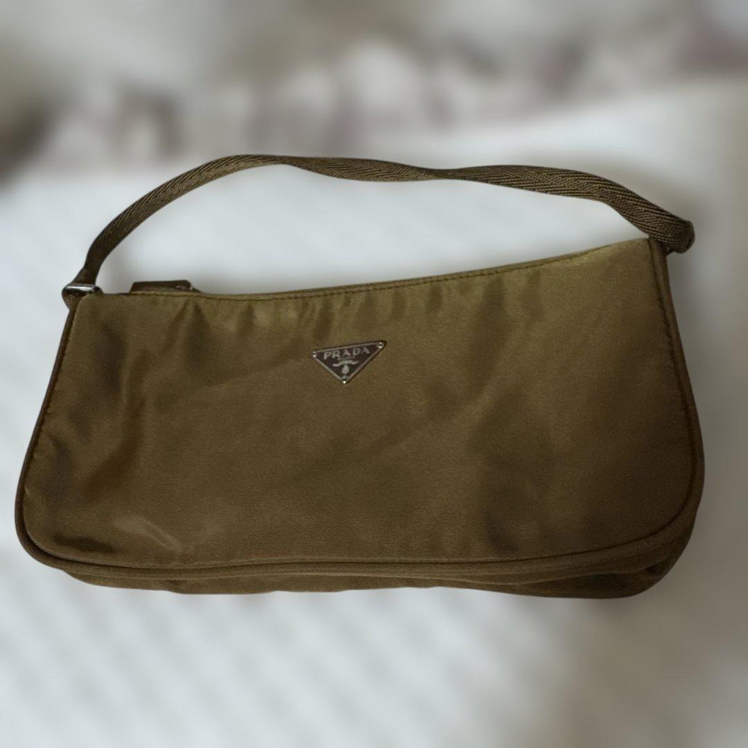 PRADA ブラウン ショルダーバッグ