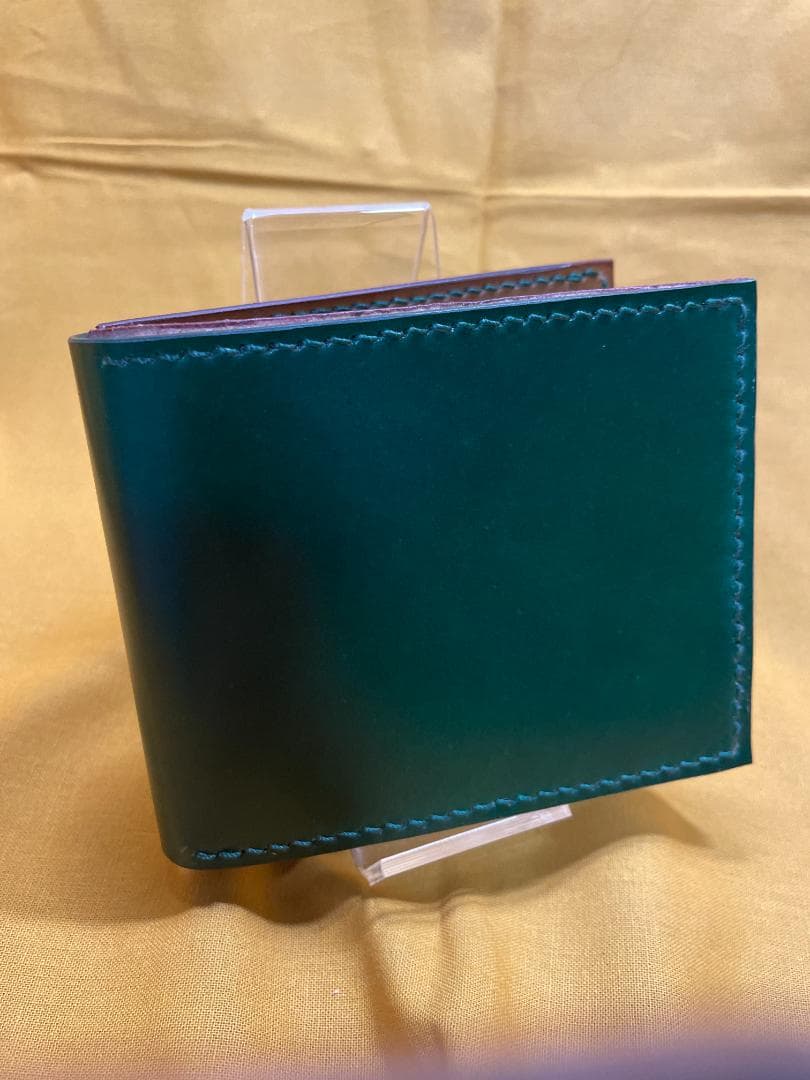 二つ折り財布　コードバングリーン