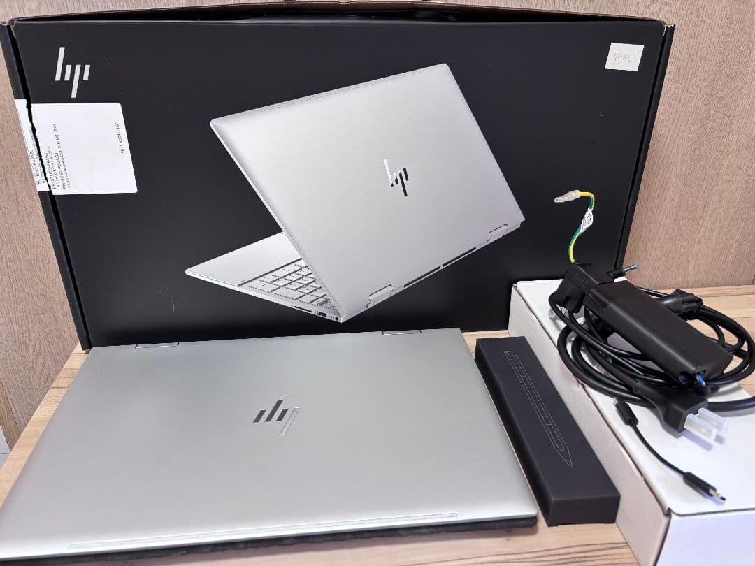 HP ノートPC タッチスクリーン シルバー HP ENVY x360