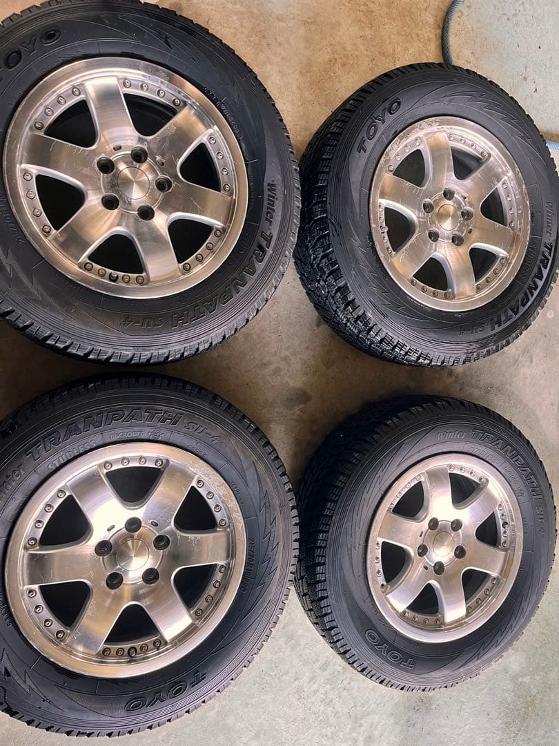 【h.o0328】トーヨー　トランパス　スタッドレス　215/70R16