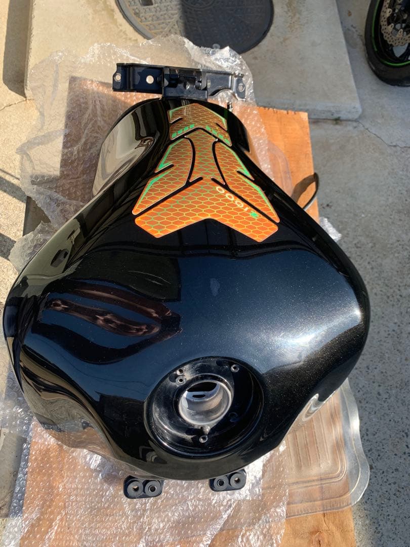 z1000 2010 タンクブラック