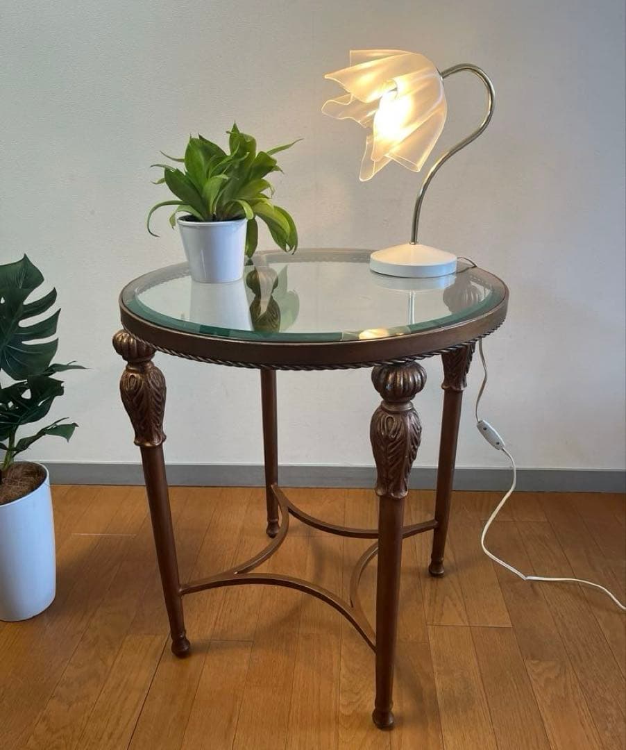 アンティーク調　ガラステーブル　ヴィンテージ　レトロモダン　ヨーロピアン　カフェ