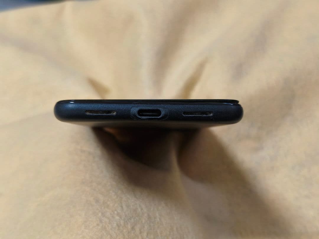 Google Pixel 5 本体