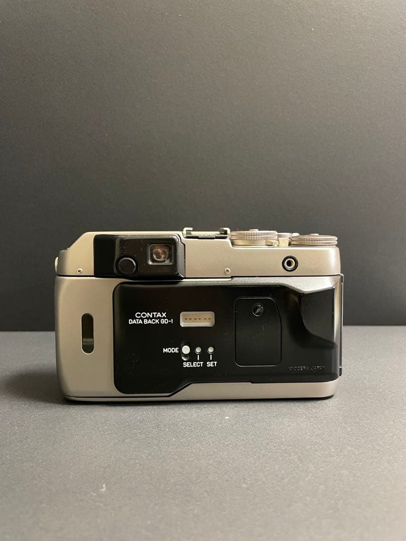 CONTAX G1 Planar 2/45レンズ付き