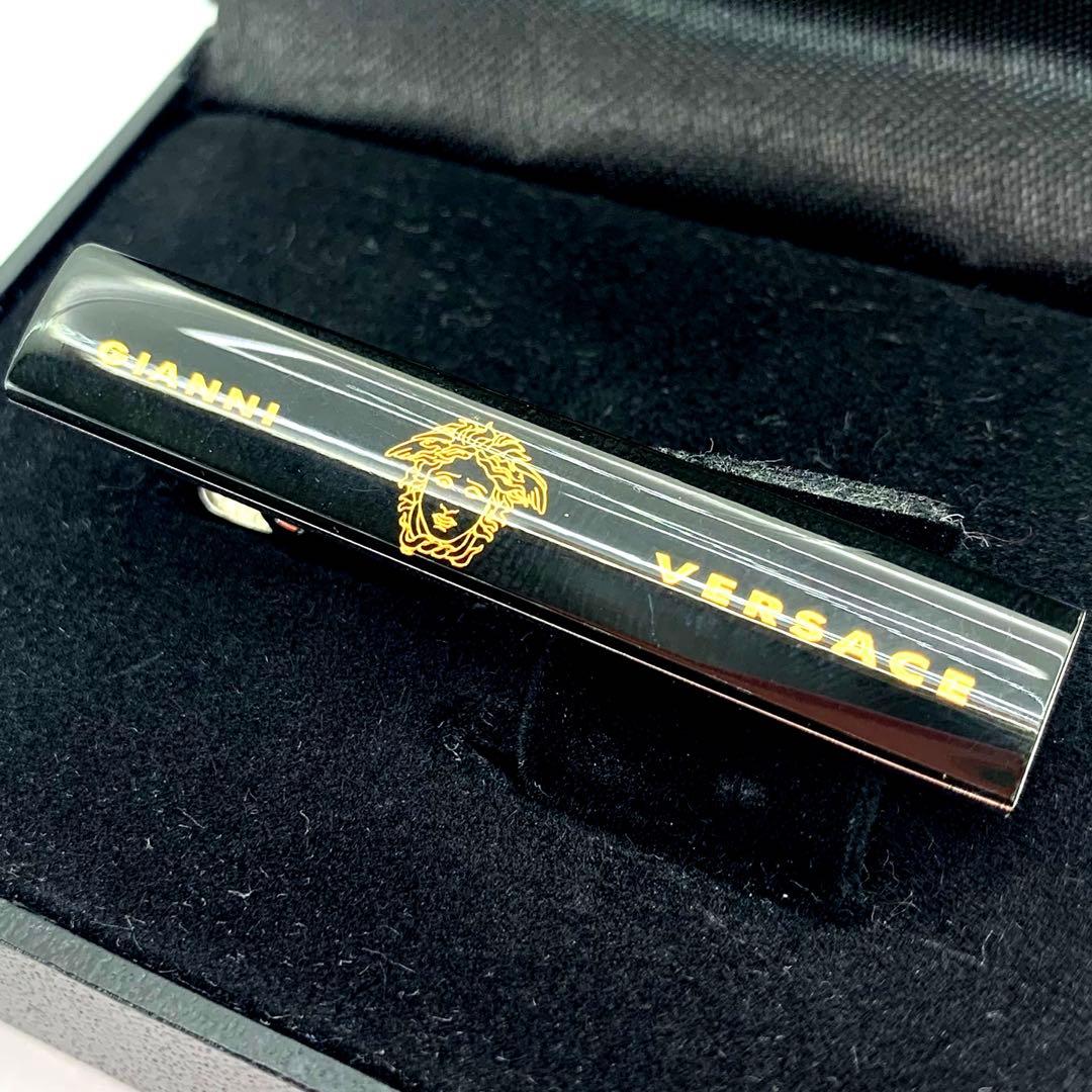 ジャンニヴェルサーチGIANNI VERSACE ネクタイピンブラックゴールド