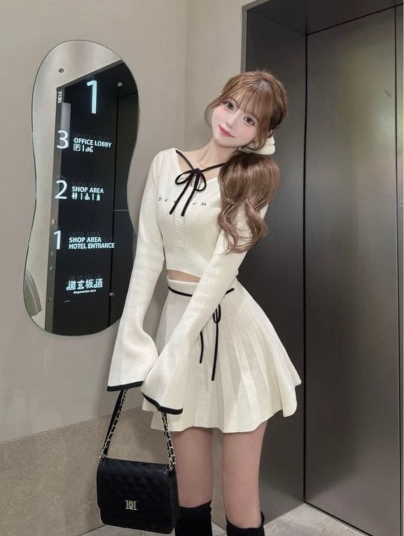 ウエストオープンリボンデザインニットミニワンピース　新品タグ付♡