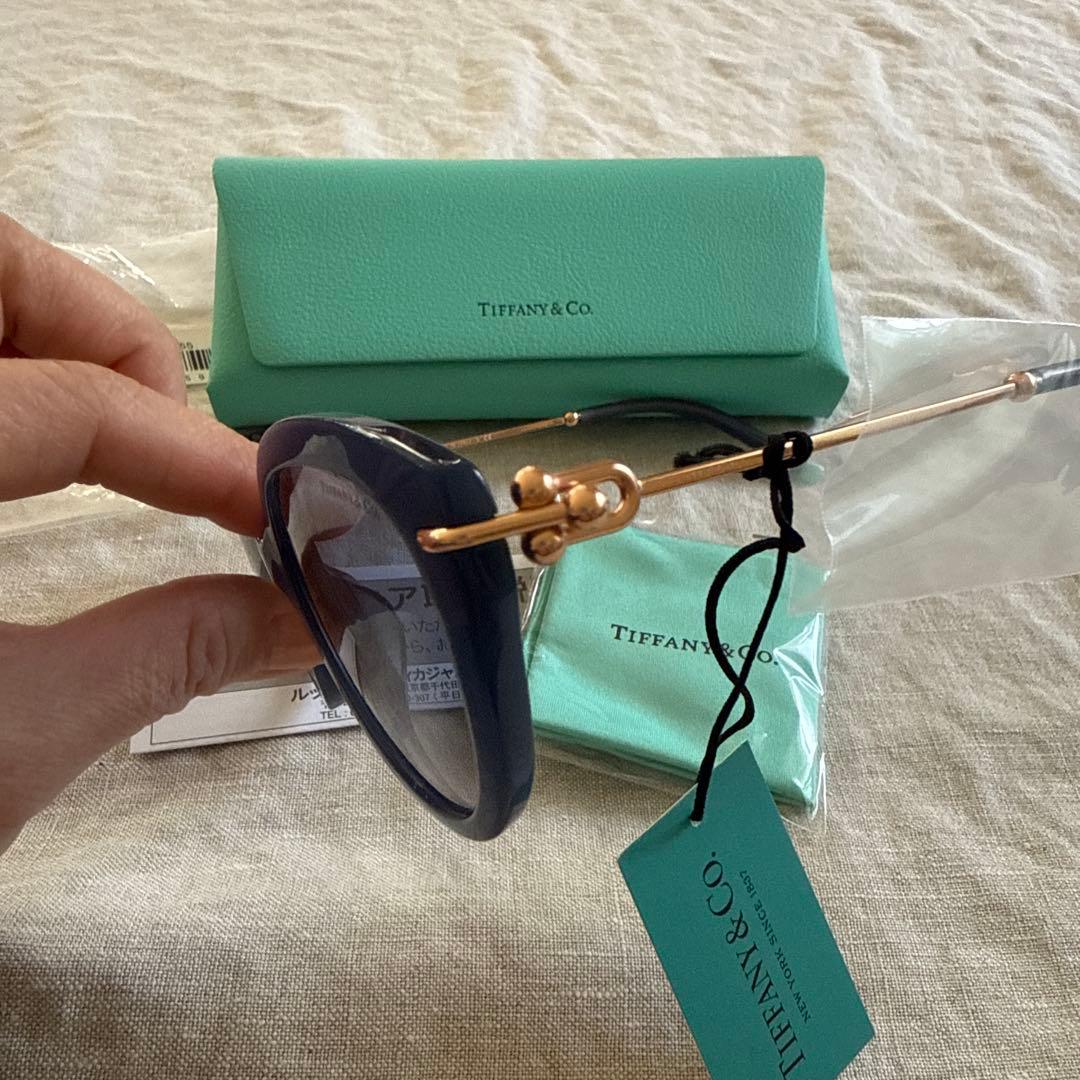 ティファニー　サングラス　新品未使用