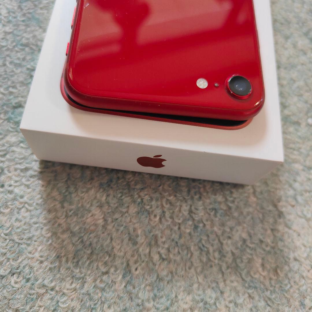 iPhone SE 3 （第3世代) 64GB レッド