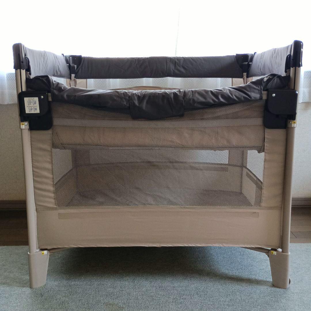 ベビーベッド　ココネルエアー　Aprica