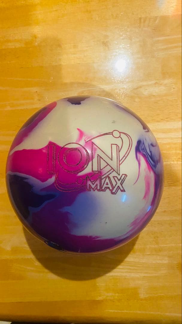 ★*様 STORM ION MAX ボウリングボール　　15ポンド