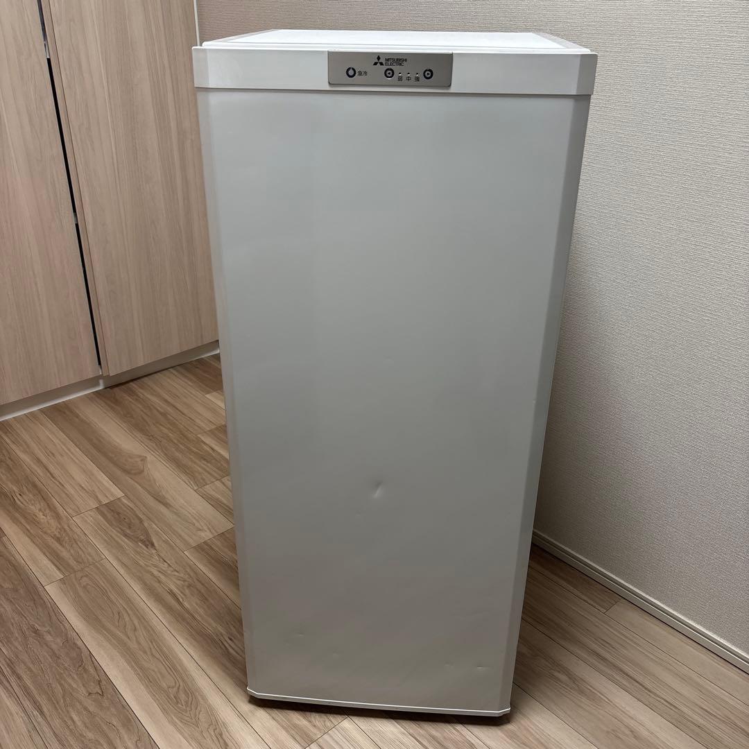 MITSUBISHI ノンフロン冷凍庫 MF-U12F-W 2021年製