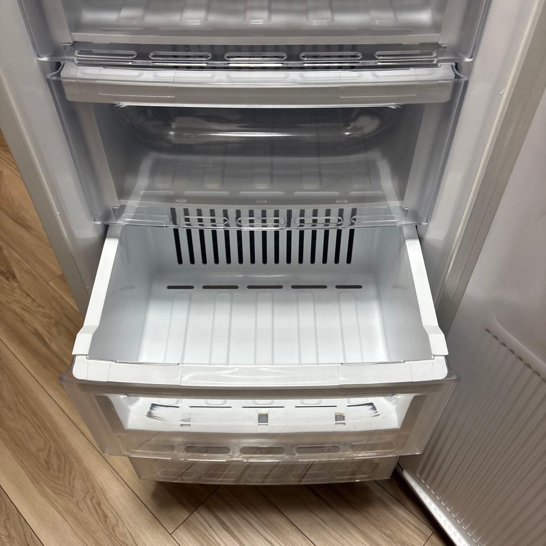 MITSUBISHI ノンフロン冷凍庫 MF-U12F-W 2021年製