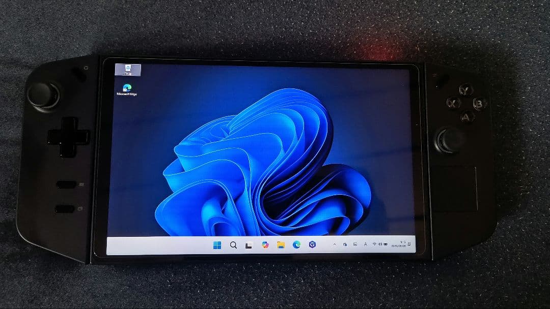 Windowsタブレット本体 lenovo legion go 512gb