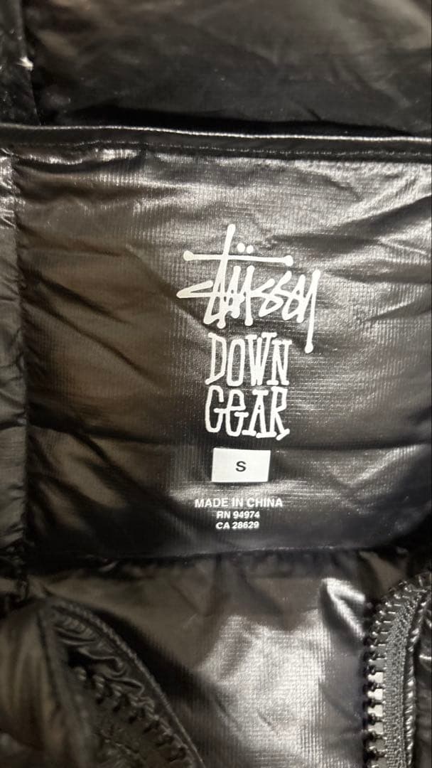 Stussy Midweight Puffer ダウン