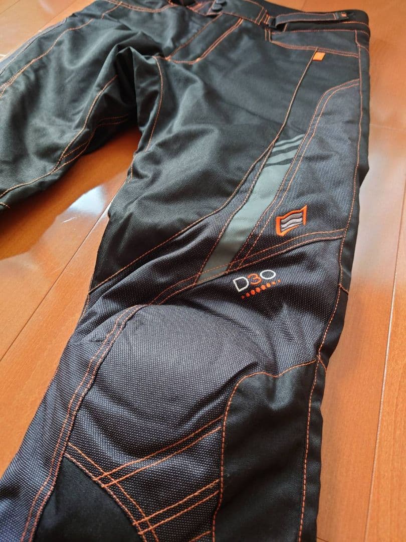 HYOD テキスタイルパンツ　サイズ:LW　冬用 おまけのハンガー付き