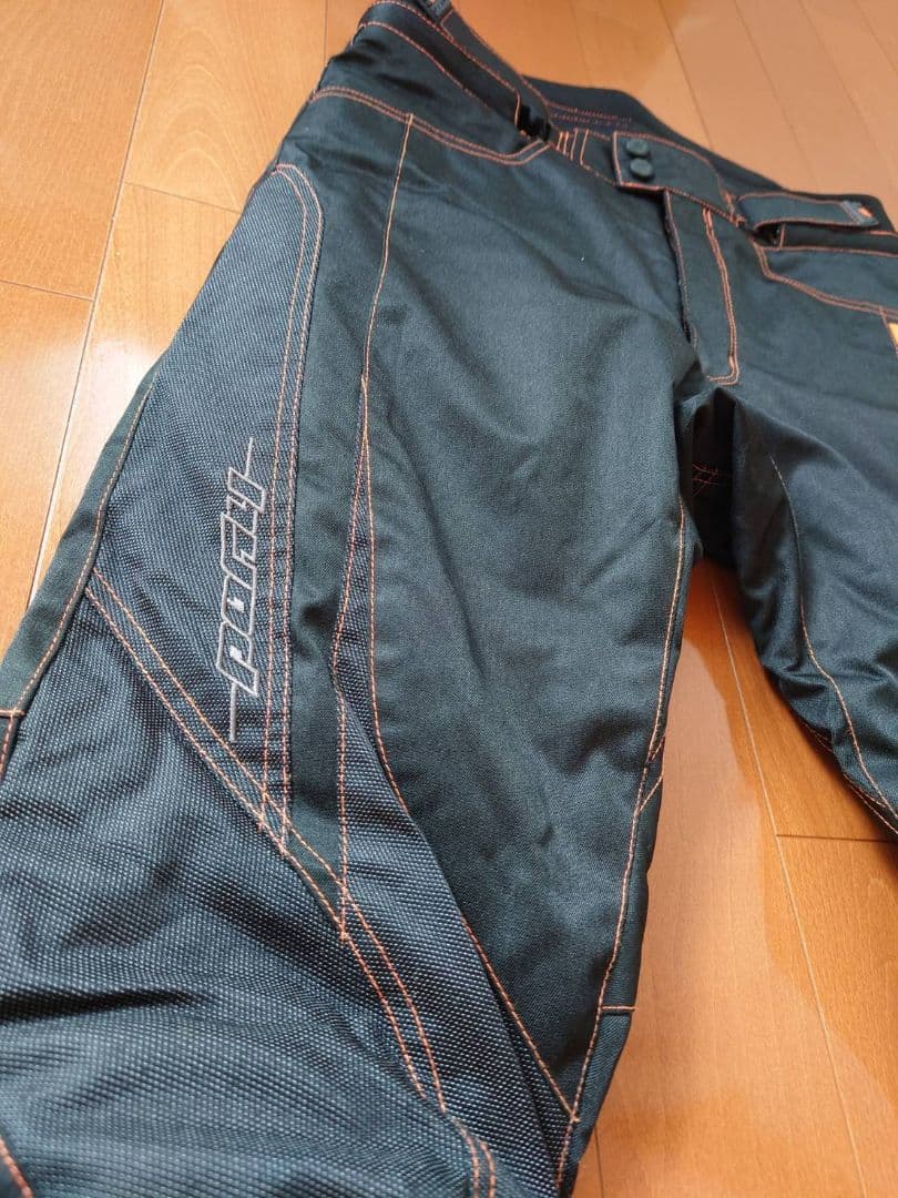 HYOD テキスタイルパンツ　サイズ:LW　冬用 おまけのハンガー付き