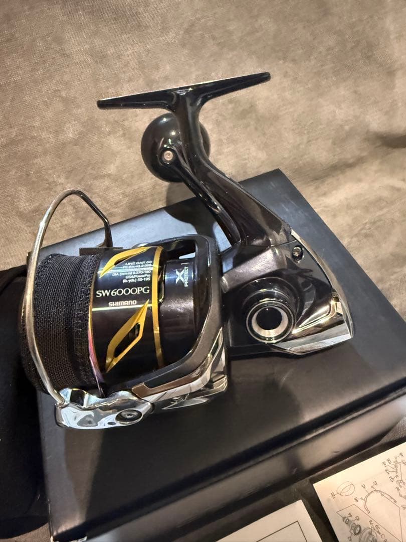 STELLA SW 6000PG スピニングリール　美品