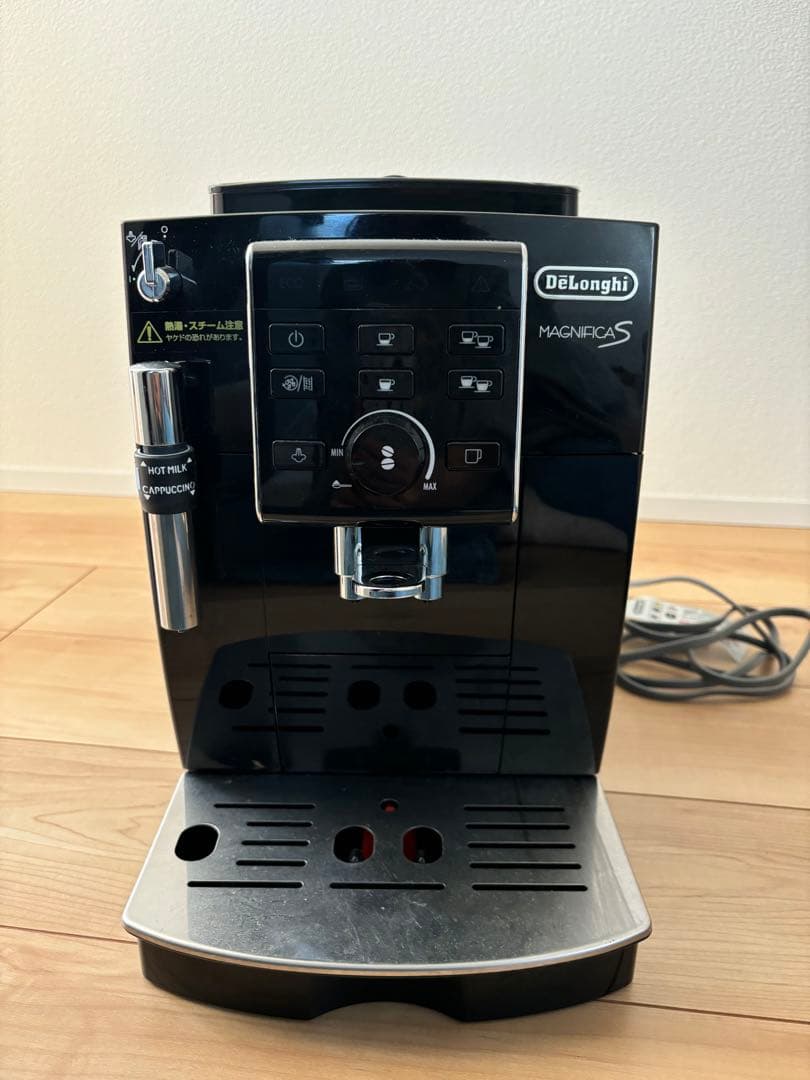 デロンギ エスプレッソマシン マグニフィカS ブラック ECAM23120BN