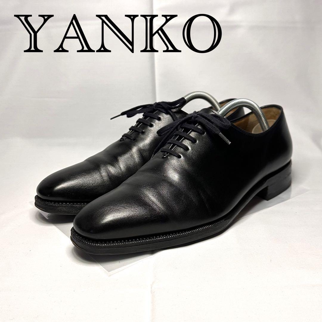 ヤンコ☆革靴☆ブラック☆ホールカット☆本革☆7.5☆スペイン製☆206