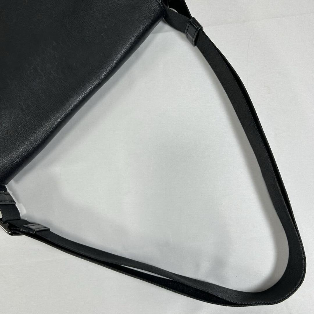 【美品】コーチ チャールズ ショルダーバッグ メッセンジャー レザー 斜め掛け