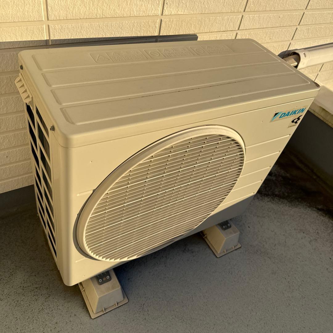 ダイキン エアコン AN25XFSK-W 8畳　 2020年製　2/31まで