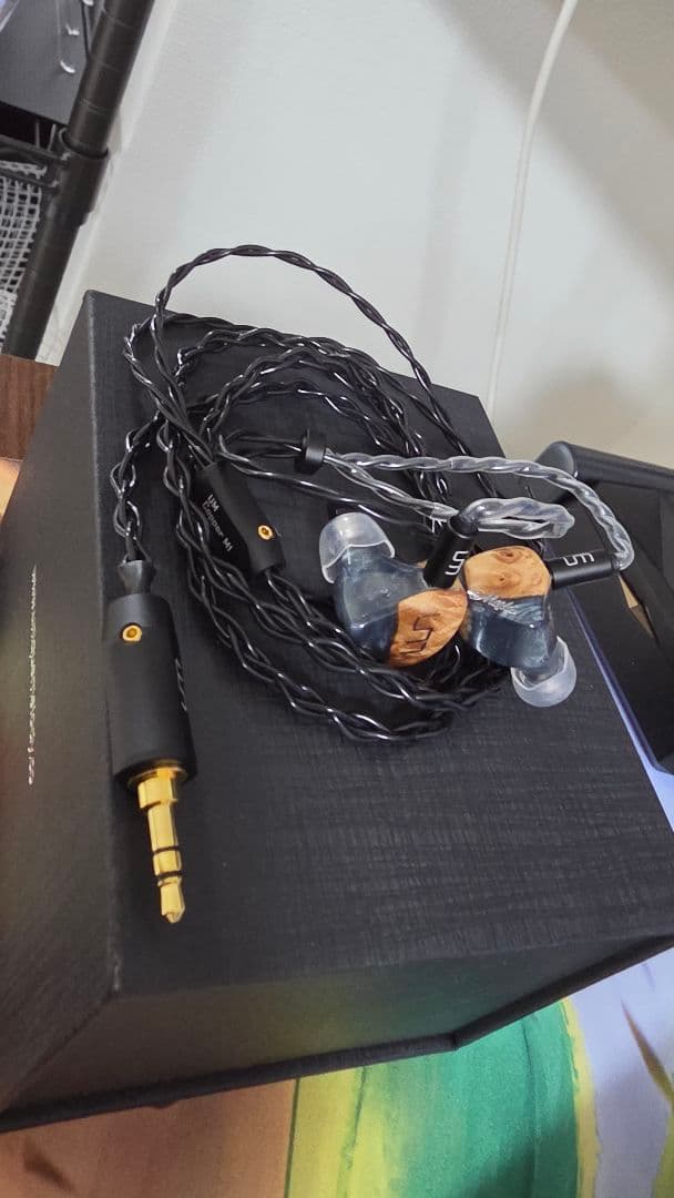 【本日限定価格】Unique Melody Maslow 備品&保証書完備