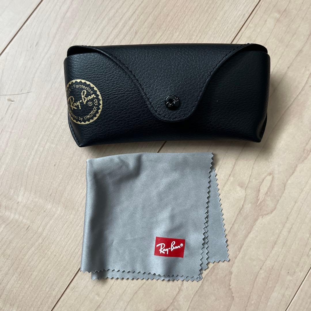 Ray-Ban ラウンド型サングラス ブラック