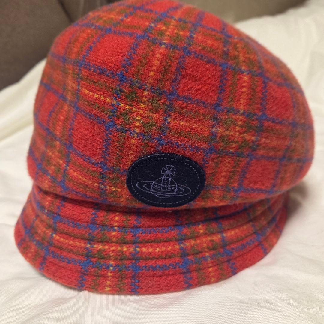 希少 Vivienne Westwood チェック オーブ クロッシェ帽子　赤