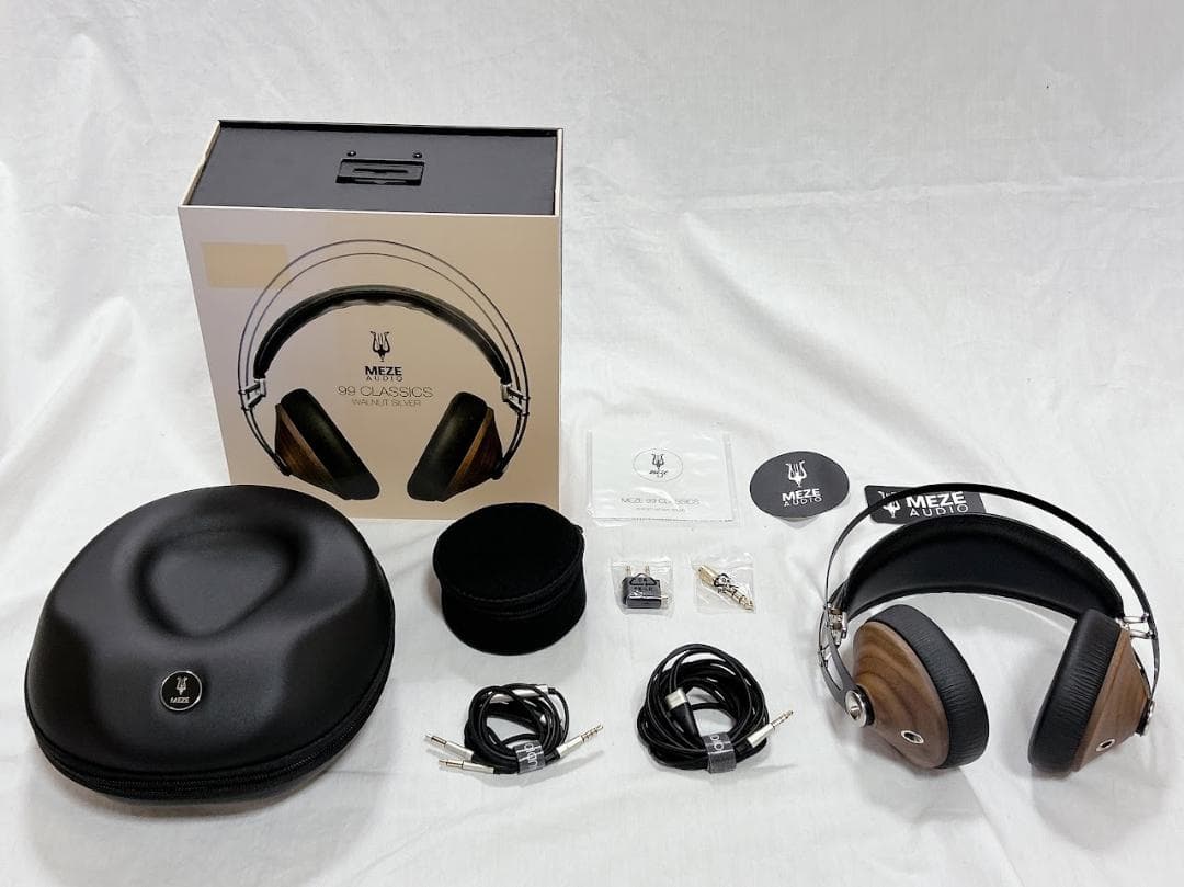 美品　M99C-WS　MEZE 99 Classics Walnut シルバー